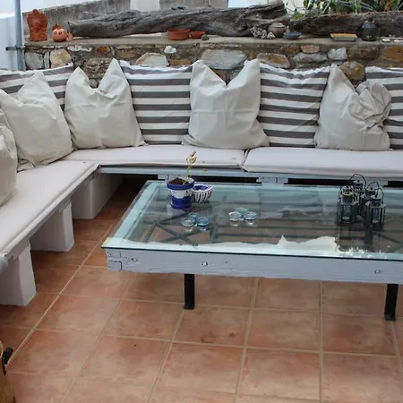 فيلة Casa De La Roca , , Paros *