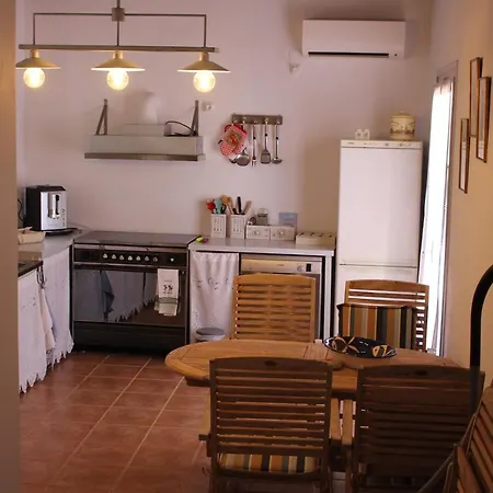 Casa De La Roca , , Paros فيلة Kostos